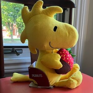 2 / 30$  - Peanuts Woodstock plush stuffy 17".